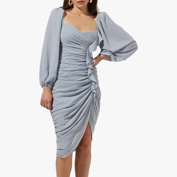 Astr Dresses & Skirts - ASTR The Label Athens Ruched Puff Sleeve Shimmer Midi Dress